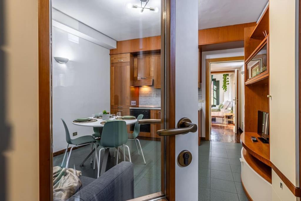 Close To Duomo Lovely City Center Flat Διαμέρισμα Μιλάνο Εξωτερικό φωτογραφία